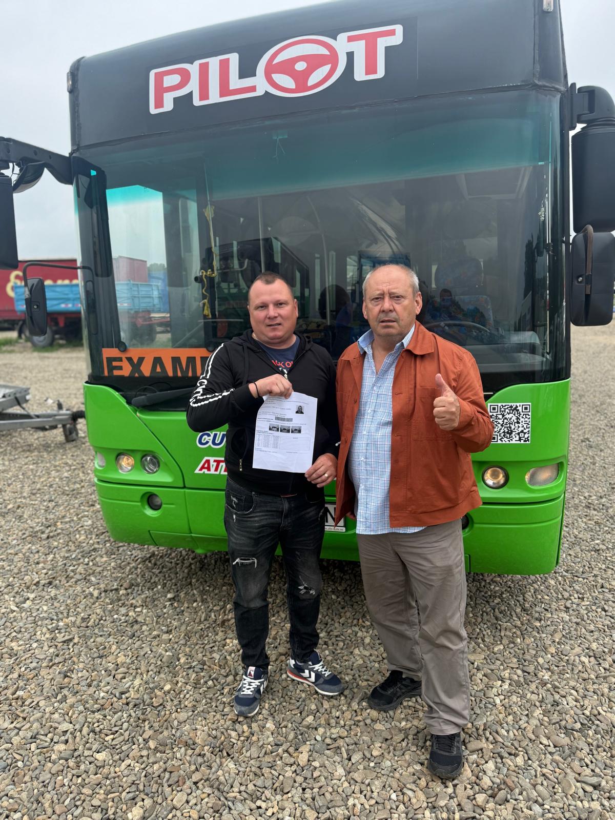 Autobuz scoala